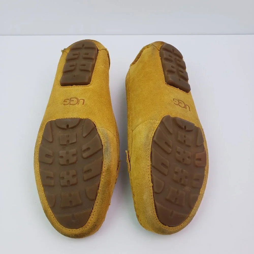 Ugg Australia Clair Womens Sz 7 Yellow Suede Slip On Driving Moc Toe Loafer Shoe
